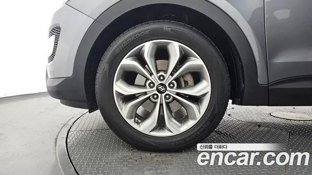 Hyundai Santa Fe 2015 thumb 5