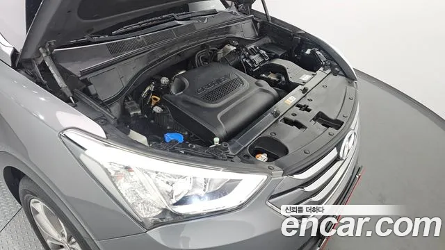 Hyundai Santa Fe 2015 thumb 6