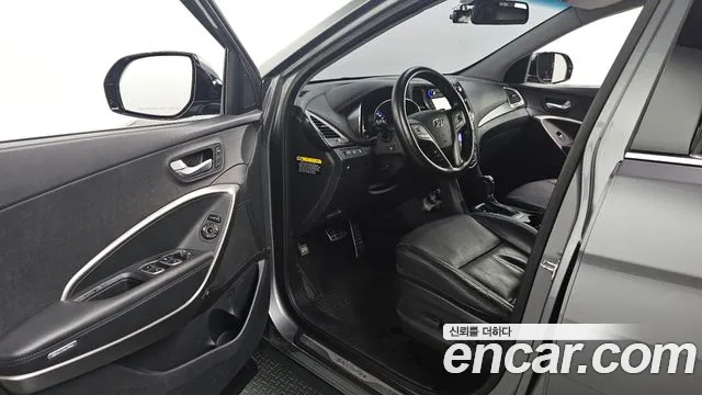 Hyundai Santa Fe 2015 thumb 10