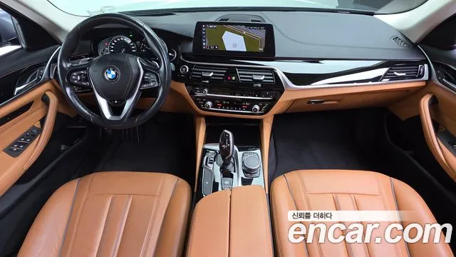 BMW 5 серии 2017 thumb 7