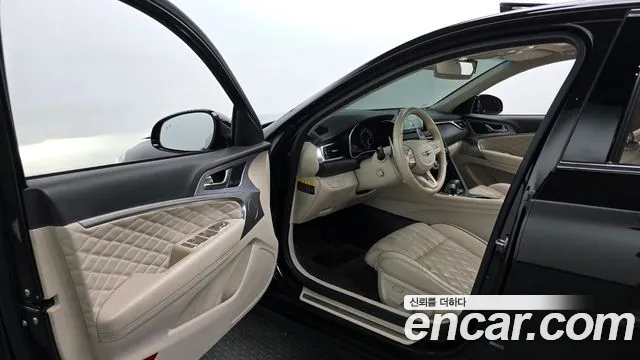 Genesis G70 2018 thumb 10