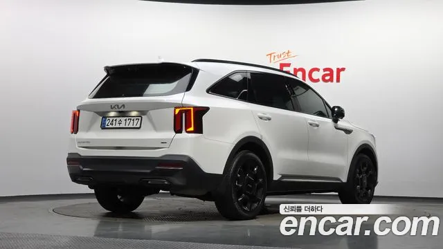 Kia Sorento 2023 thumb 2