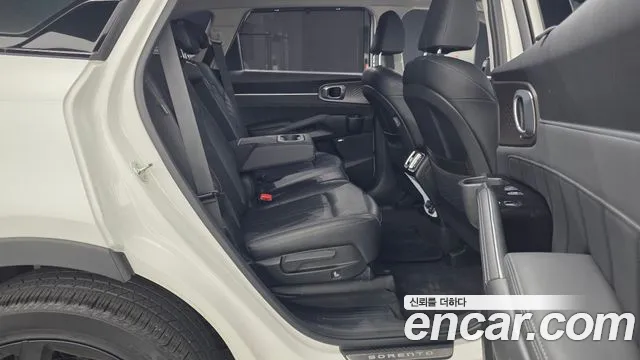 Kia Sorento 2023 thumb 12