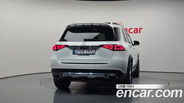 Mercedes-Benz E-Класс 2021 thumb 4