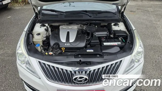 Hyundai Grandeur 2017 thumb 6
