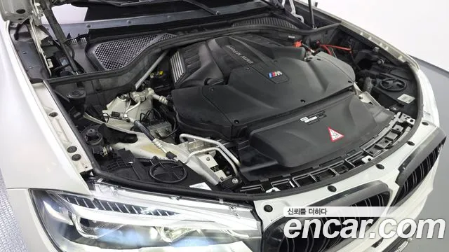 BMW X6M 2017 thumb 6
