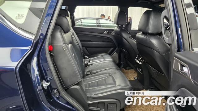 KG_Mobility_Ssangyong Rexton 2017 thumb 12