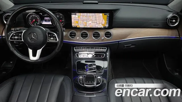 Mercedes-Benz E-Class 2020 thumb 6