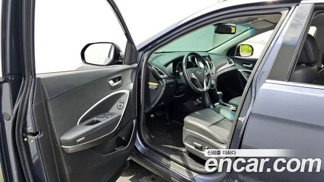 Hyundai Santa Fe 2016 thumb 10