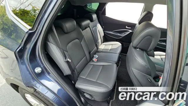 Hyundai Santa Fe 2016 thumb 11