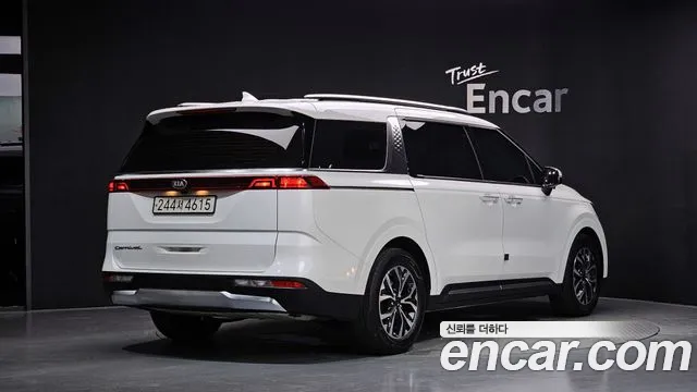 Kia Carnival 2020 thumb 2