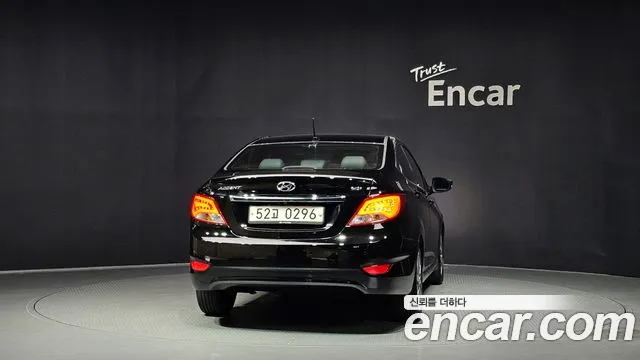 Hyundai Accent 2016 thumb 4