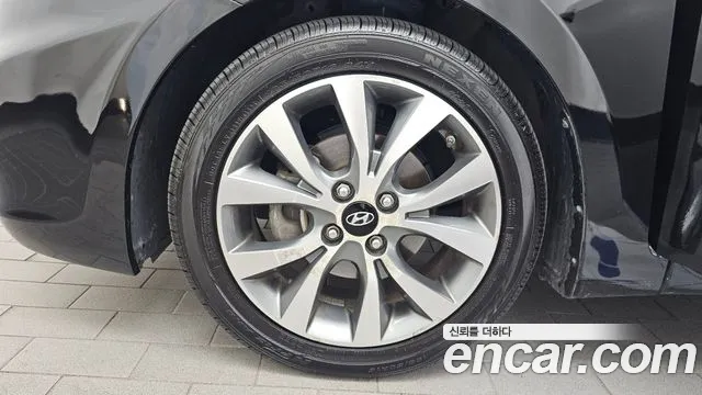Hyundai Accent 2016 thumb 5
