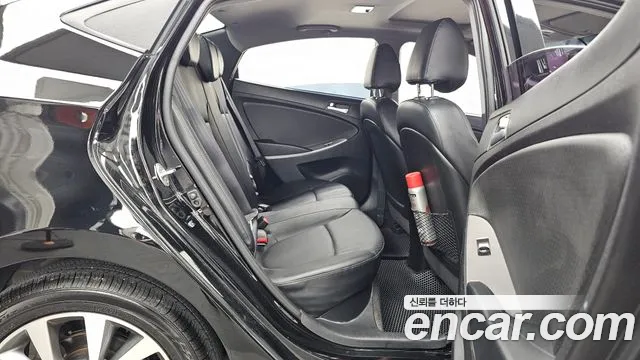 Hyundai Accent 2016 thumb 12
