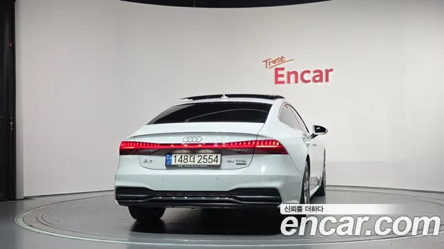 Audi A7 2021 thumb 4