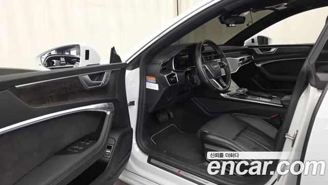 Audi A7 2021 thumb 10