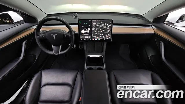 Tesla Model 3 2021 thumb 6
