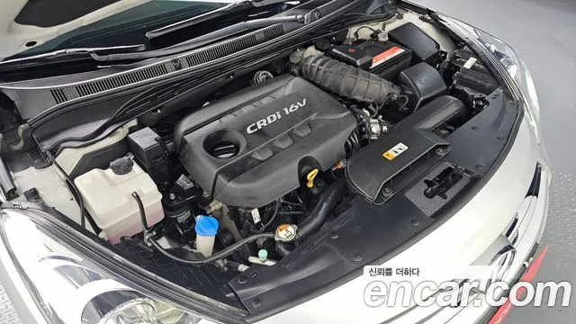 Hyundai i40 2013 thumb 6