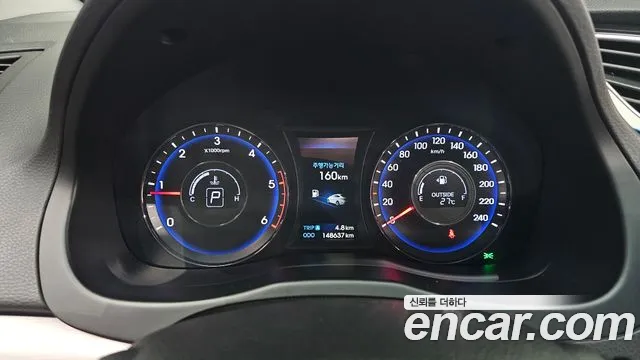 Hyundai i40 2013 thumb 8