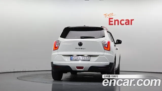 KG_Mobility_Ssangyong TIBOLI 2015 thumb 4