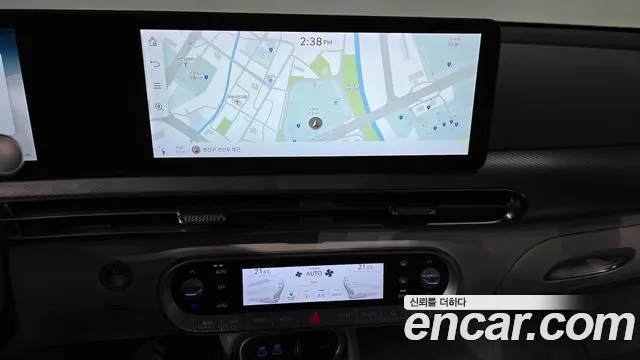 Genesis GV60 2022 thumb 12