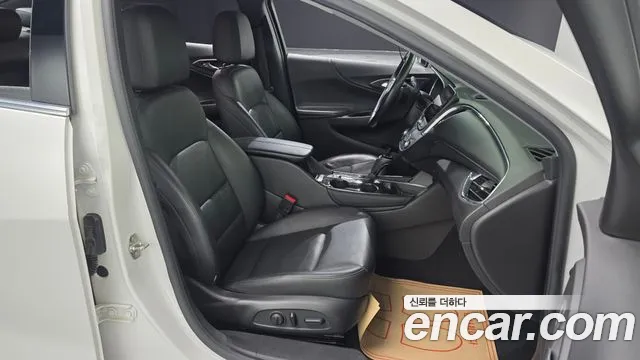 Chevrolet Malibu 2017 thumb 12