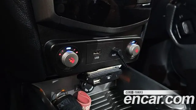 KG_Mobility_Ssangyong TIBOLI 2017 thumb 12
