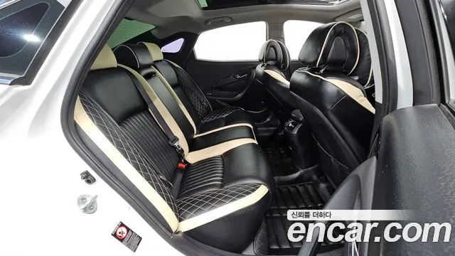 Hyundai Grandeur 2015 thumb 10