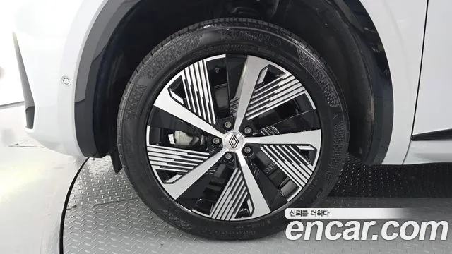 Renault Koleos 2024 thumb 5
