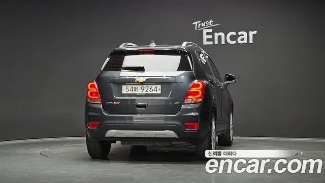 Chevrolet Tracker 2016 thumb 4
