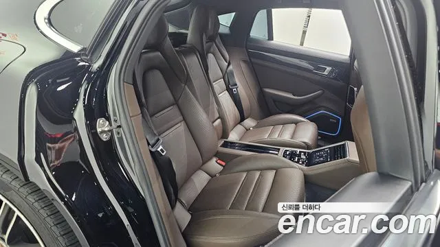 Porsche Panamera 2020 thumb 11