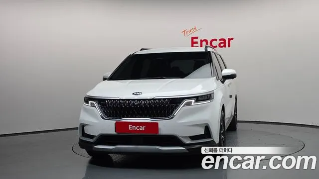 Kia Carnival 2021 thumb 3