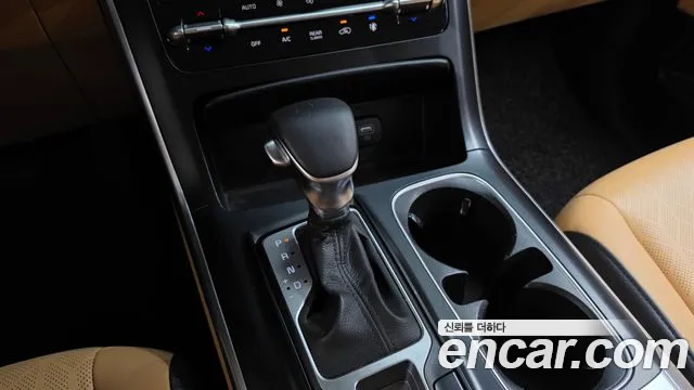 Kia Carnival 2021 thumb 9
