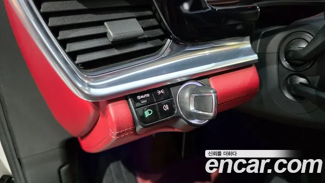 Porsche Panamera 2017 thumb 12
