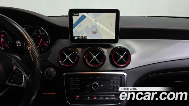 Mercedes-Benz CLA 2015 thumb 12