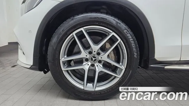 Mercedes-Benz GLC 2018 thumb 5