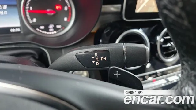 Mercedes-Benz GLC 2018 thumb 9