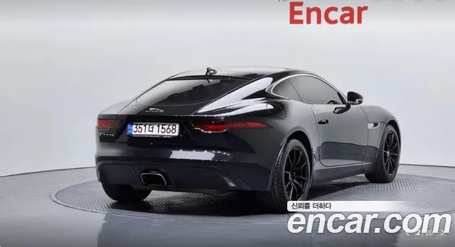 Jaguar F-Type 2023 thumb 2