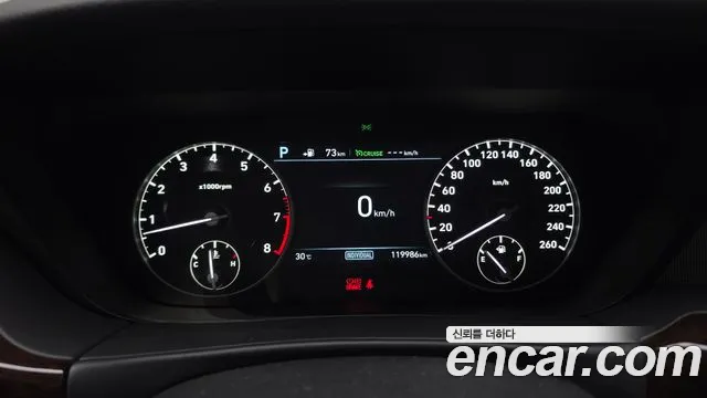 Genesis G90 2016 thumb 8