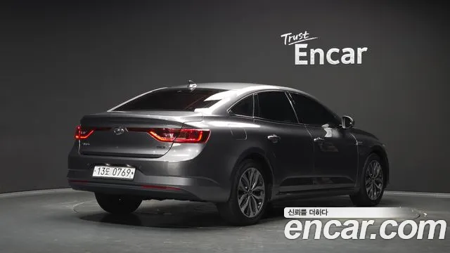 Renault Megane 2016 thumb 2
