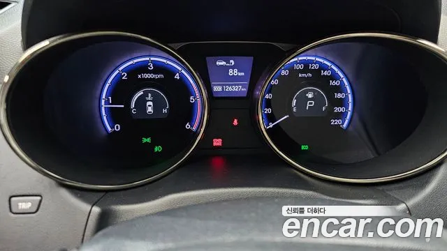 Hyundai Tucson 2012 thumb 8
