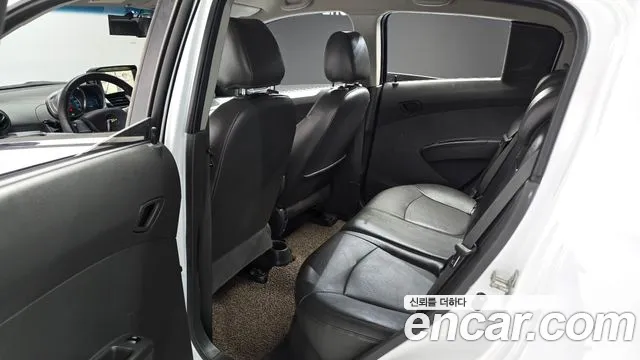 Chevrolet Spark 2014 thumb 11