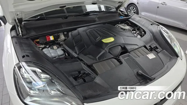 Porsche Cayenne 2021 thumb 6