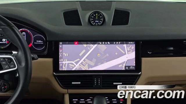 Porsche Cayenne 2021 thumb 12