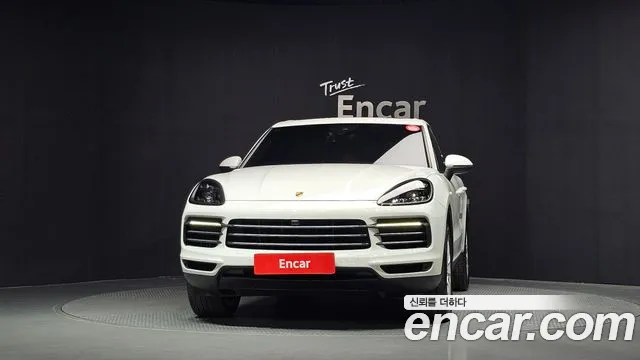 Porsche Cayenne 2020 thumb 3