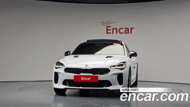 Kia Stinger 2020 thumb 2