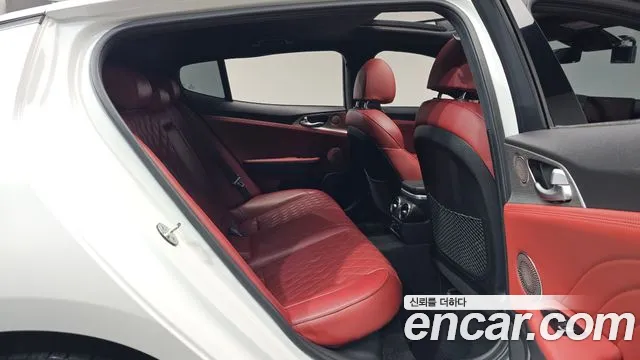 Kia Stinger 2020 thumb 10