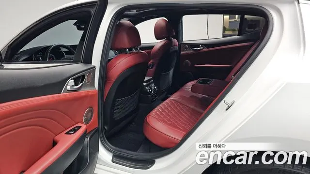 Kia Stinger 2020 thumb 11