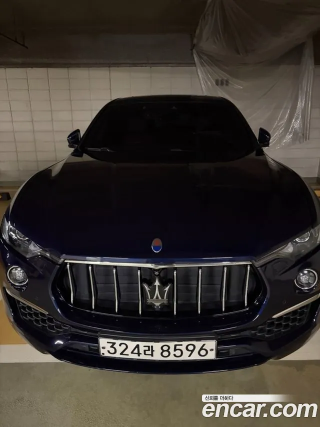 Maserati Levante 2019 thumb 3