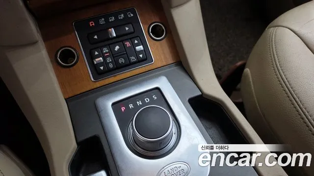 Land Rover Discovery 2014 thumb 9